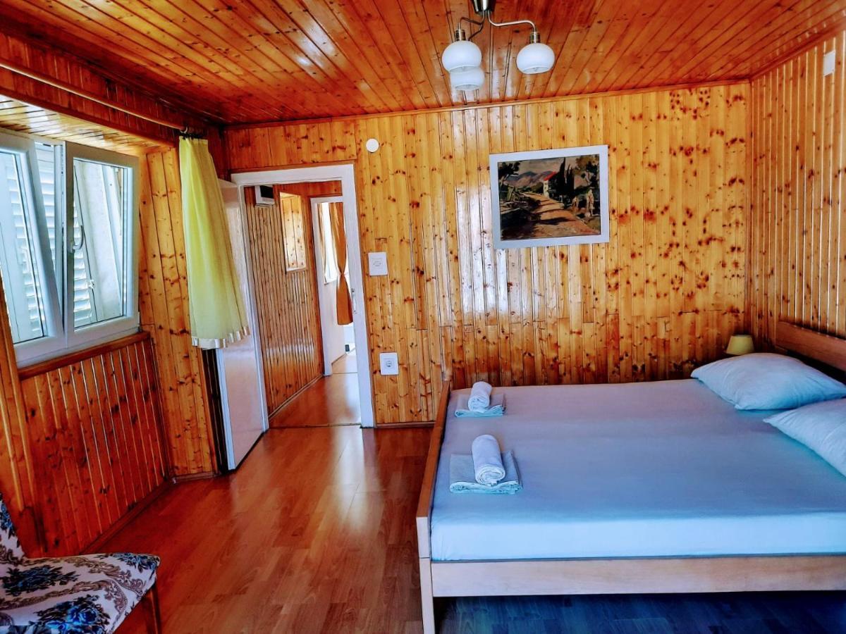 Apartments Neno Korčula Eksteriør bilde